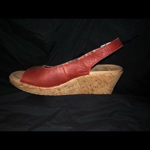 Crocs sling back open toe cork wedge 7 w